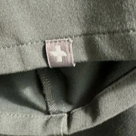 FIGS Technical Collection Catarina Scrub XXL Spruce Green Chest Pocket V-Neck - Picture 3 of 8